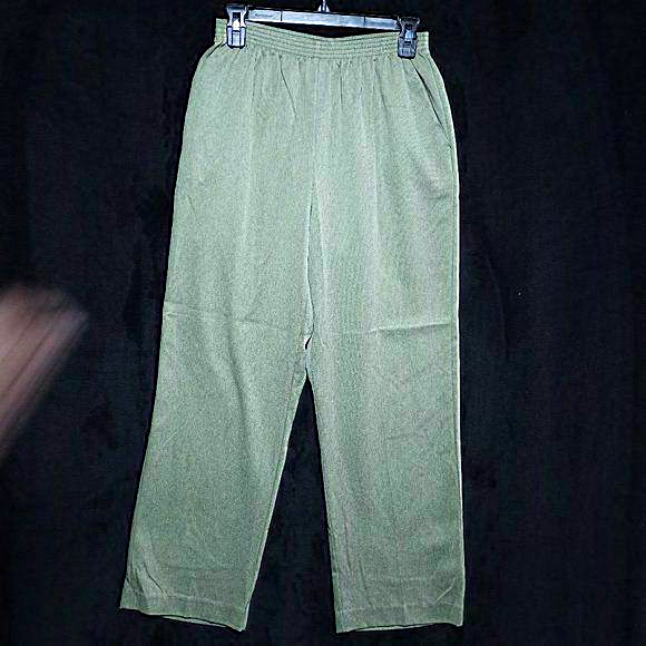 Alfred Dunner Women's Pants Size 8P 100% Polyester Green Petite #1220 - Picture 1 of 7